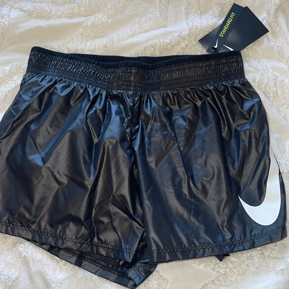 brand new nike shorts